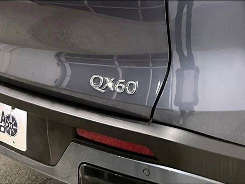 Used 2023 INFINITI QX60 Luxe image 25