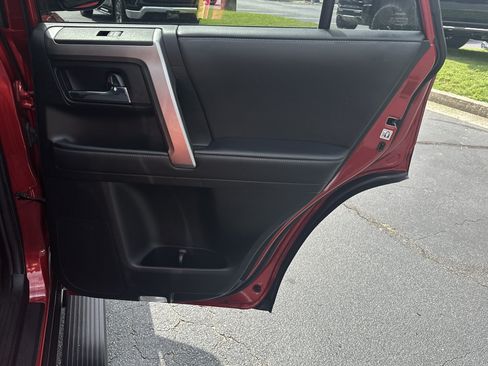 Used 2022 Toyota 4Runner SR5 RWD image 17
