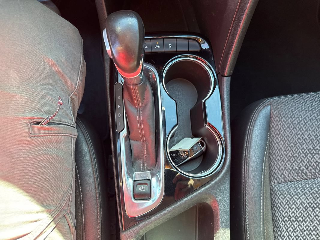 Used 2020 Buick Encore GX Select AWD/4WD image 37