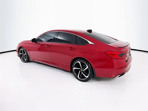 Used 2021 Honda Accord Sport image 6