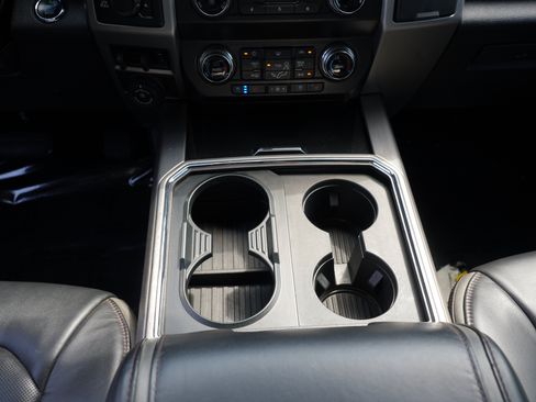 Used 2021 Ford F350 Platinum AWD/4WD image 26