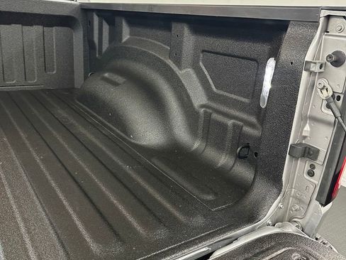 Used 2025 RAM 1500 Sport w/ Sport Level 1 Equipment Group AWD/4WD image 31