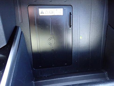 Used 2022 Toyota Tundra Platinum w/ Advanced Package image 21