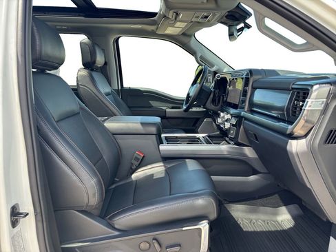 Used 2024 Ford F350 Lariat w/ Lariat Ultimate Package AWD/4WD image 15