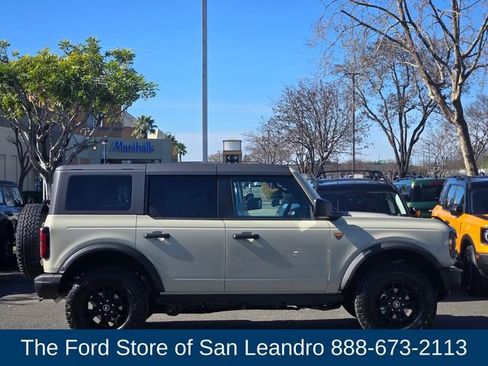 New 2026 Ford Bronco Badlands image 7