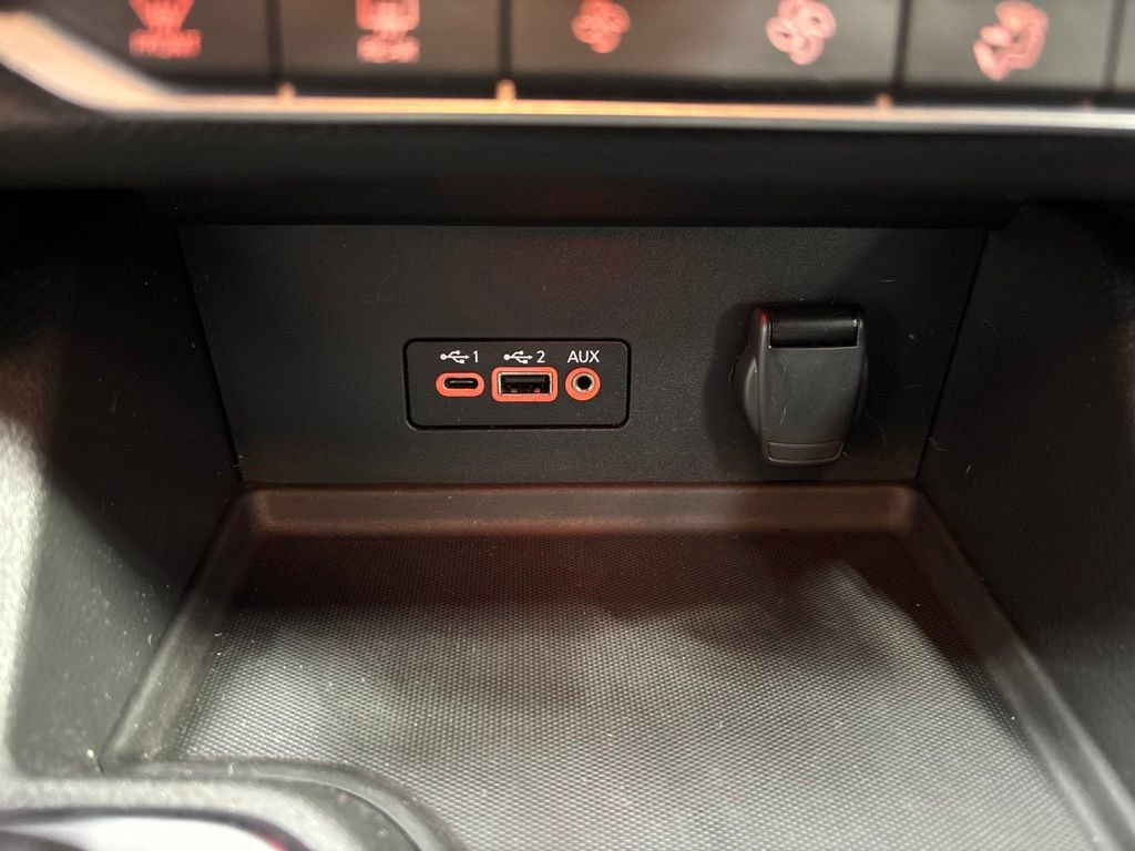 Used 2021 Nissan Sentra SR FWD image 21