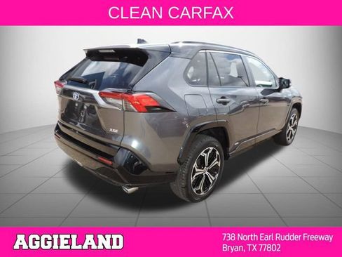 Used 2024 Toyota RAV4 XSE w/ Weather Package AWD/4WD image 4