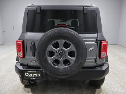 Used 2025 Ford Bronco Big Bend image 3