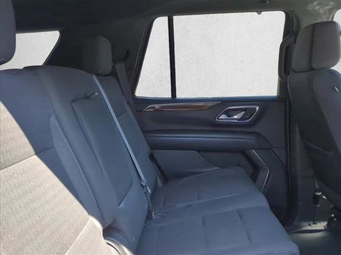 Used 2023 GMC Yukon SLE image 21