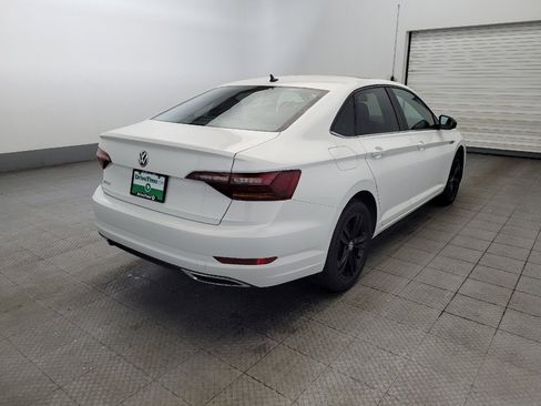 Used 2019 Volkswagen Jetta R-Line image 9