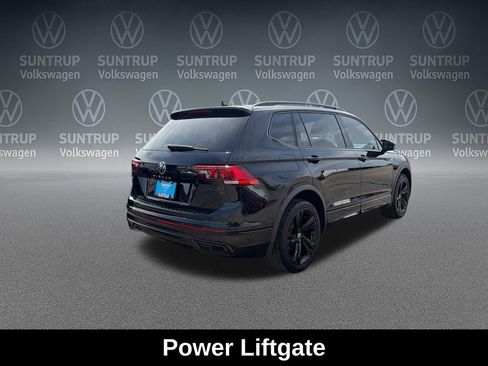Used 2023 Volkswagen Tiguan SE R-Line FWD image 10
