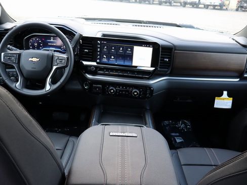 New 2025 Chevrolet Silverado 2500 High Country w/ Technology Package image 19