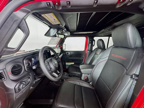 New 2026 Jeep Wrangler Unlimited Rubicon AWD/4WD image 25
