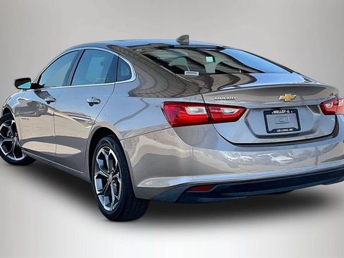Used 2023 Chevrolet Malibu LT FWD image 4
