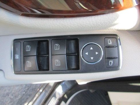 Used 2010 Mercedes-Benz C 300 4MATIC Sedan image 17