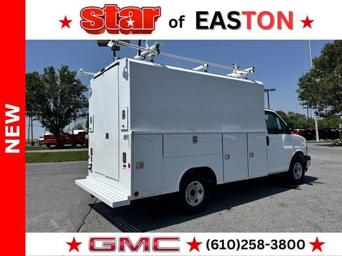 New 2025 GMC Savana 3500 1WT w/ Power Convenience Package image 8