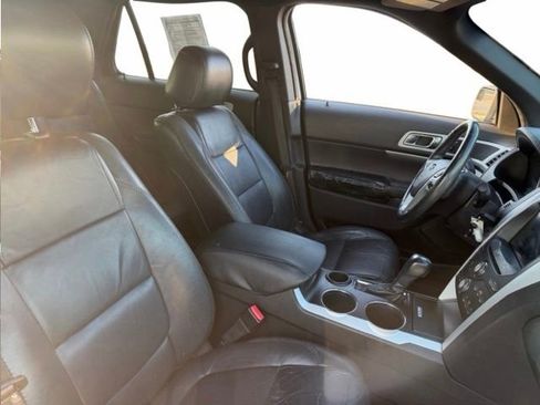 Used 2011 Ford Explorer XLT w/ 202A Rapid Spec Order Code image 17