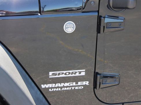 Used 2012 Jeep Wrangler Unlimited Sport AWD/4WD image 19