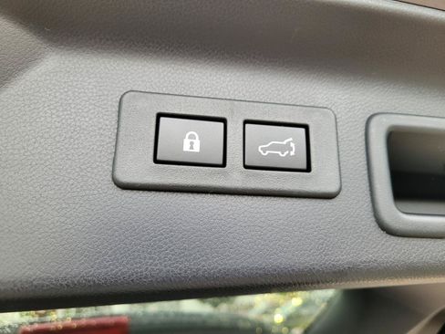 New 2026 Subaru Forester Premium AWD/4WD image 19