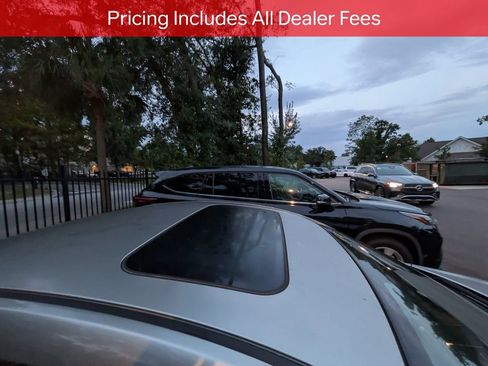 Used 2012 MAZDA MAZDA3 i Touring FWD image 10