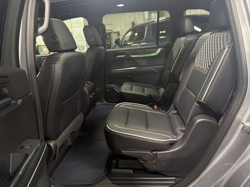 New 2026 GMC Acadia Denali w/ Super Cruise Package AWD/4WD image 24