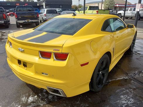 Used 2010 Chevrolet Camaro SS w/ LPO, Ground Effects Package RWD image 6