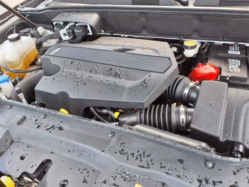 Used 2020 Lincoln Nautilus Reserve w/ Equipment Group 202A image 11