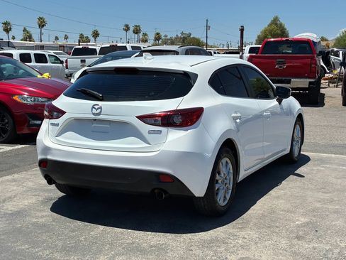 Used 2015 MAZDA MAZDA3 i Touring w/ Technology Package FWD image 8