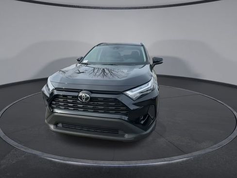 New 2025 Toyota RAV4 XLE image 6