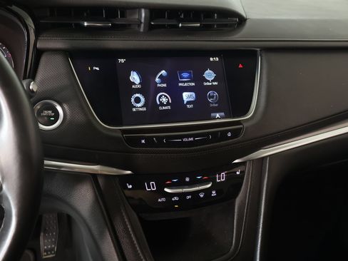 Used 2017 Cadillac XT5 Luxury FWD image 5