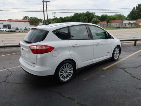 Used 2015 Ford C-MAX SE w/ Equipment Group 203A FWD image 3