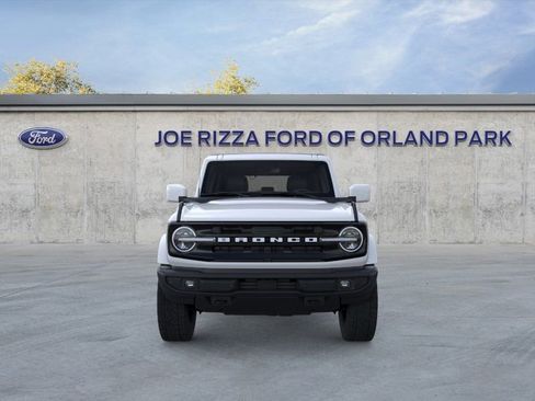 New 2026 Ford Bronco Outer Banks AWD/4WD image 6
