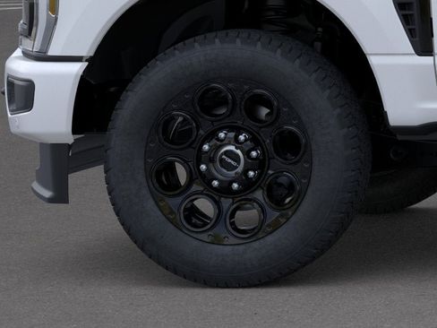 New 2026 Ford F250 Lariat w/ Black Appearance Package AWD/4WD image 19