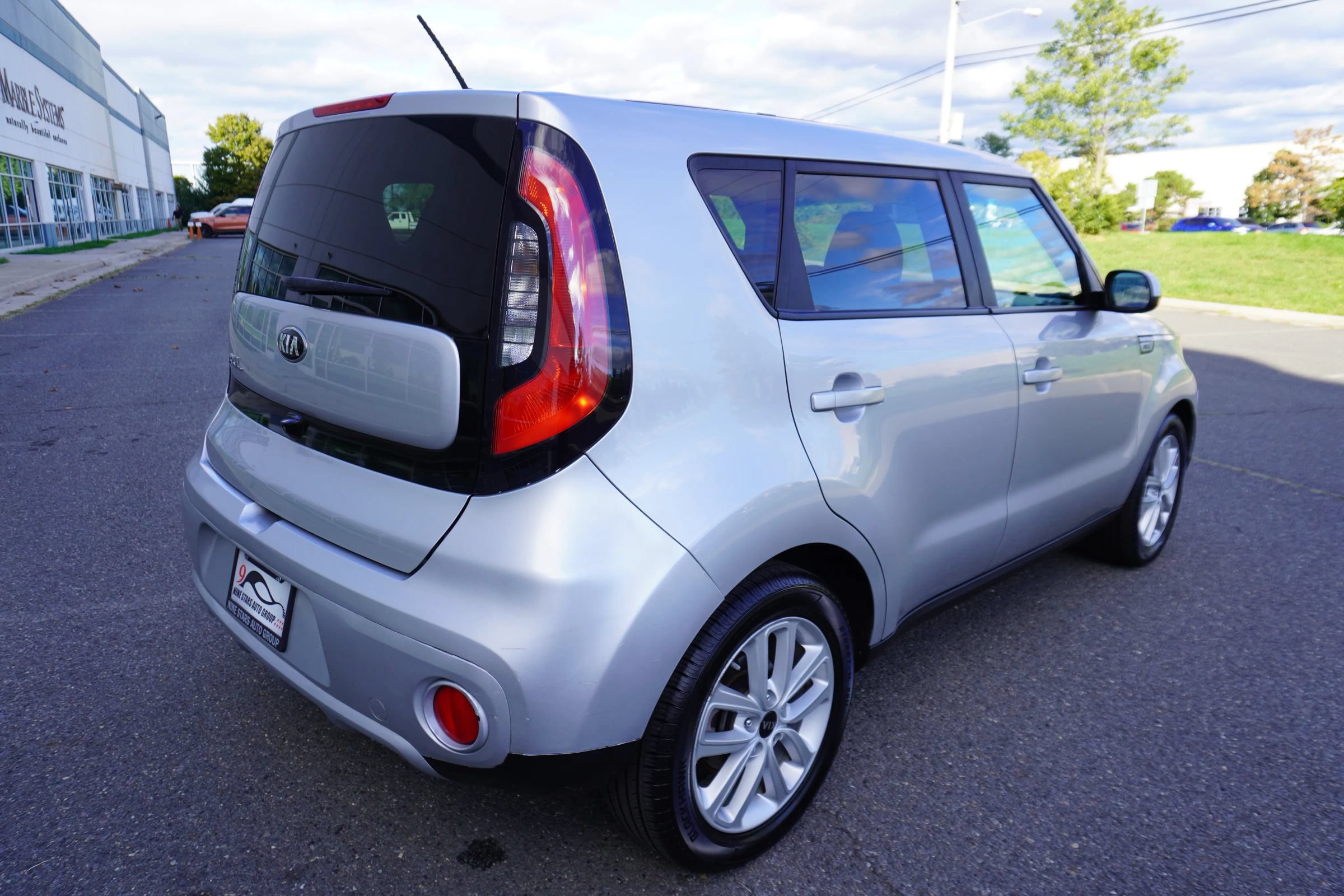 Used 2018 Kia Soul + FWD image 7