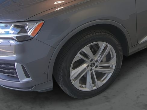 Used 2023 Audi Q7 2.0T Premium w/ Convenience Package AWD/4WD image 7