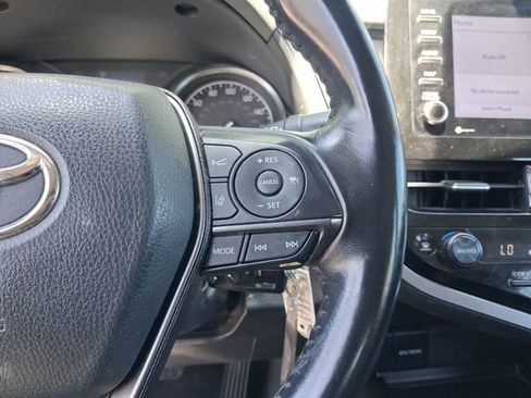 Used 2023 Toyota Camry SE image 18