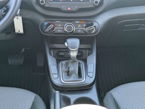 Used 2024 Kia Soul LX w/ Option Group 015 FWD image 19