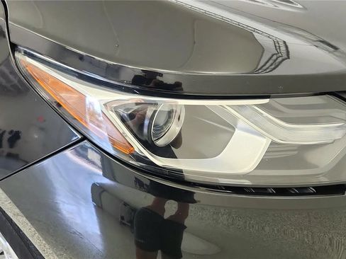 Used 2018 Chevrolet Equinox LS FWD image 14