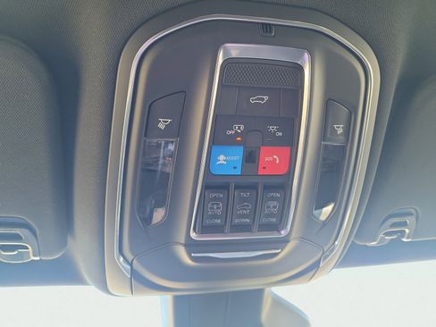 New 2026 Jeep Grand Wagoneer Limited AWD/4WD image 41