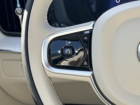 New 2026 Volvo XC60 B5 Ultra w/ Protection Package Premier image 8