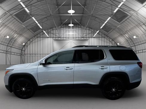 Used 2018 GMC Acadia SLT AWD/4WD image 3