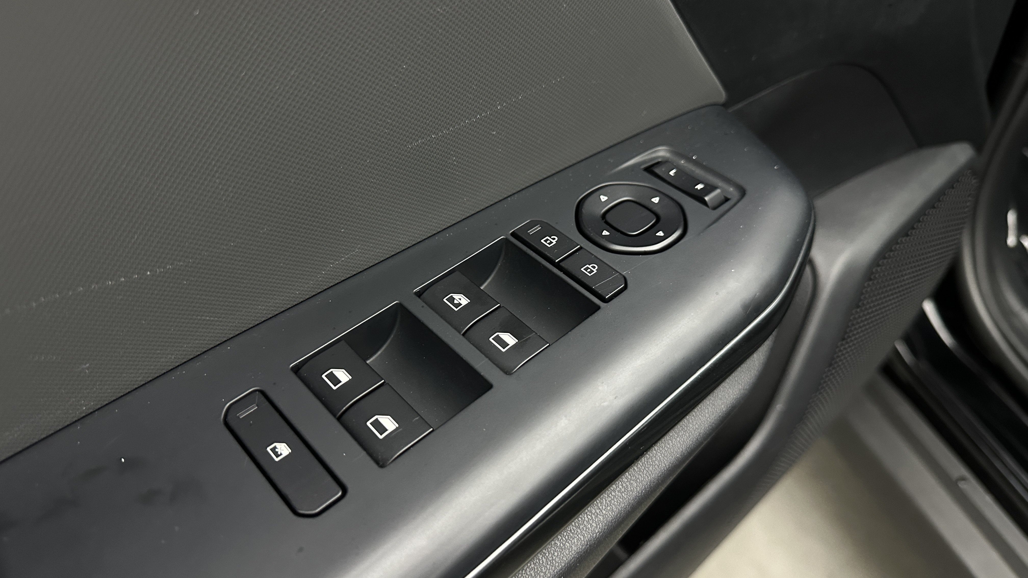 Used 2025 Kia K4 FWD image 13