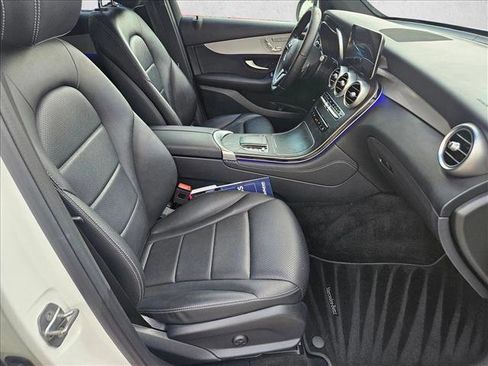 Used 2021 Mercedes-Benz GLC 300 image 20