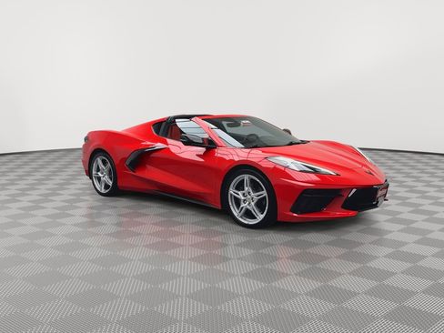 Certified 2020 Chevrolet Corvette Stingray Preferred Cpe w/ 2LT Preferred Equipment Group RWD image 32