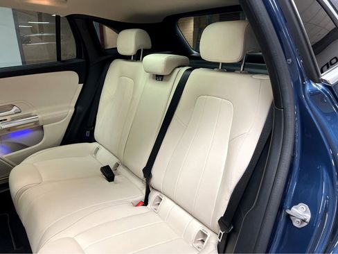 Used 2021 Mercedes-Benz GLA 250 4MATIC image 20