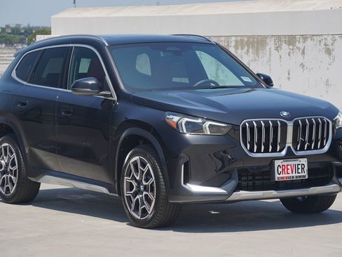 Used 2025 BMW X1 xDrive28i w/ Convenience Package image 3
