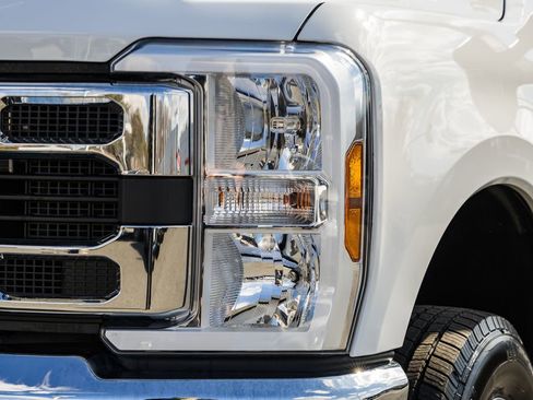 Used 2024 Ford F250 XL w/ Snow Plow Prep Package image 11