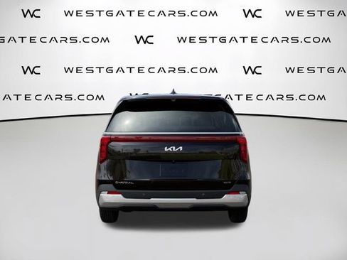 Used 2026 Kia Carnival LXS FWD image 7
