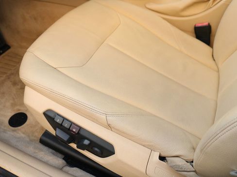 Used 2013 BMW 335i Sedan image 39