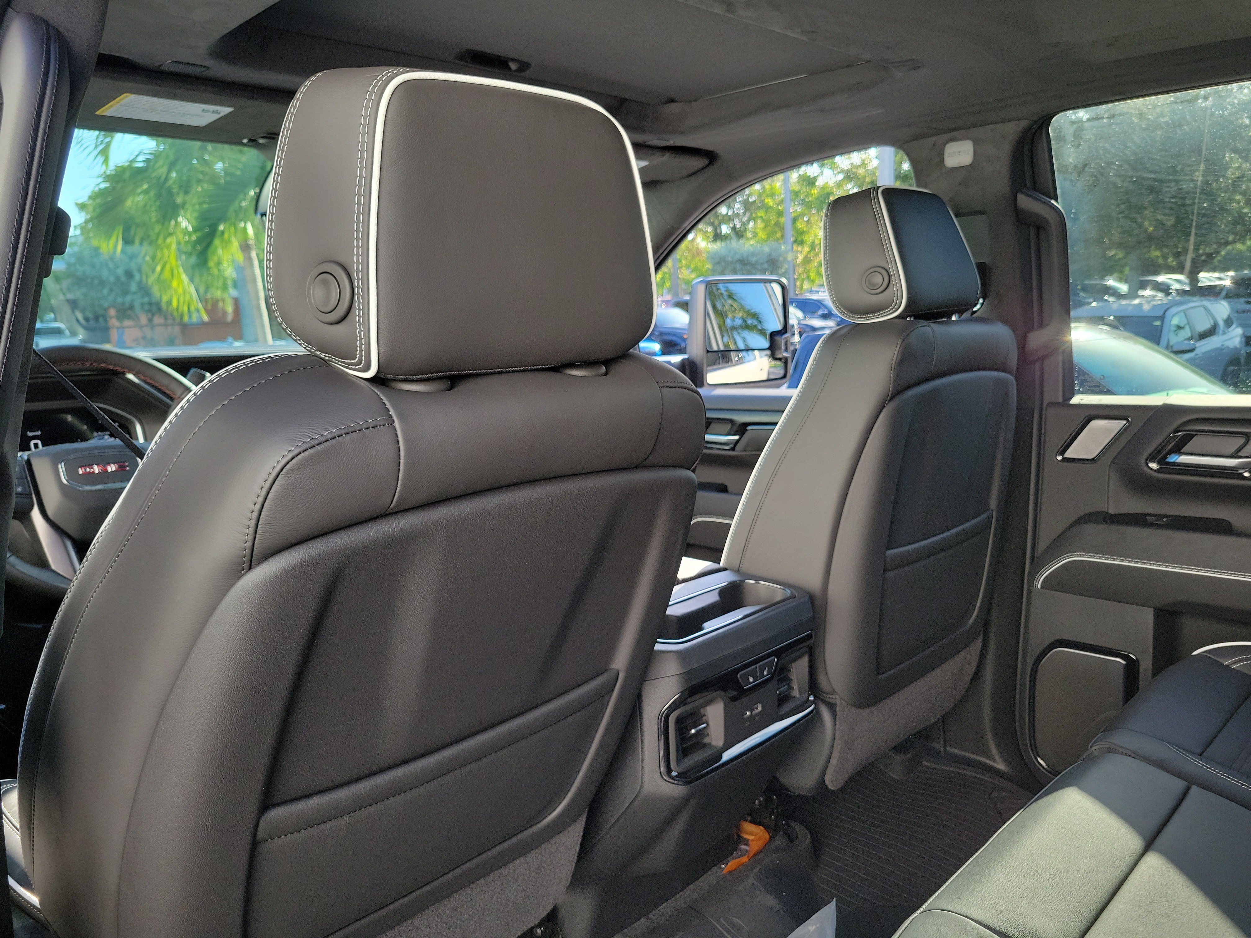 New 2026 GMC Sierra 2500 AT4X w/ AT4X AEV Edition AWD/4WD image 15
